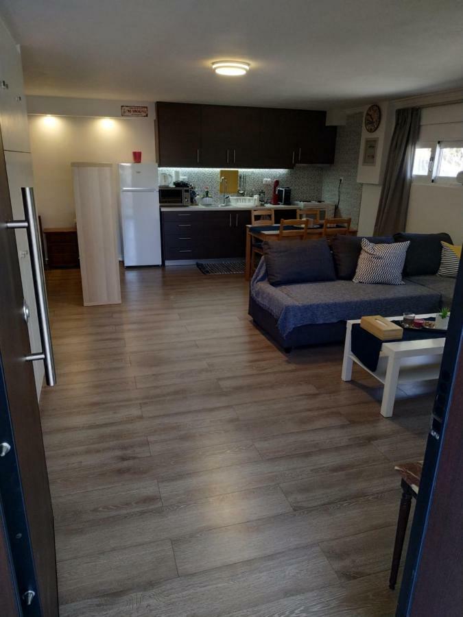 Zeus Studio On Palamidi Foothills Nafplio Exterior photo